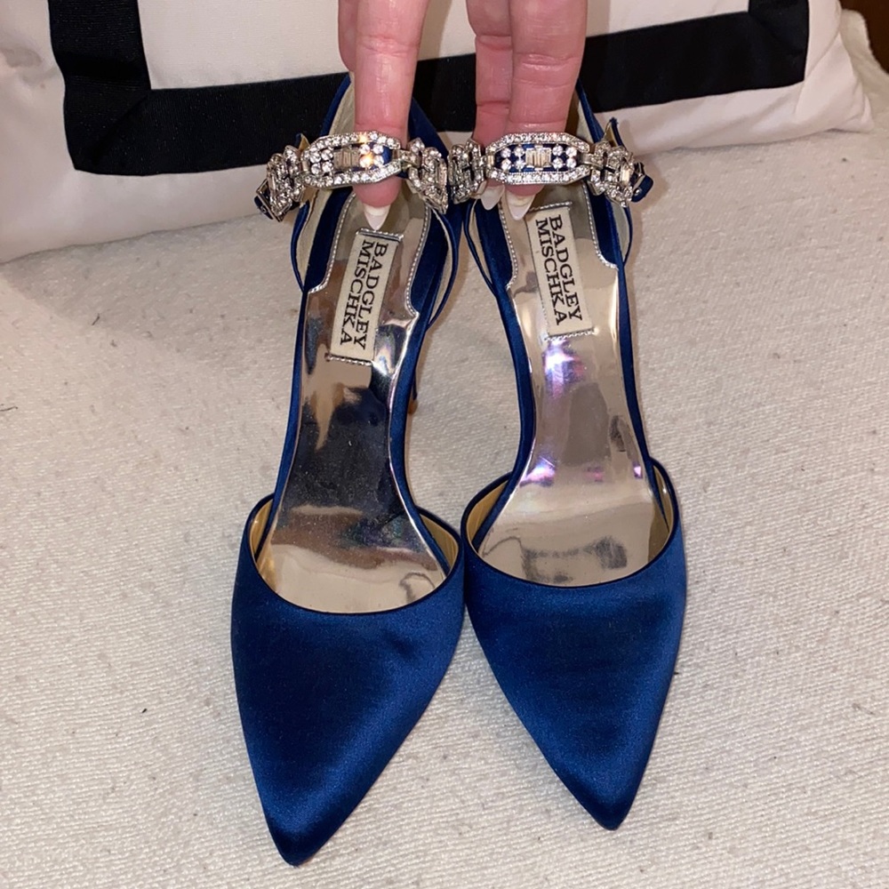 FLASH SALE 🌟 Badgley Mischka Crystal Heel